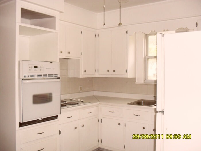 rental house - kitchen